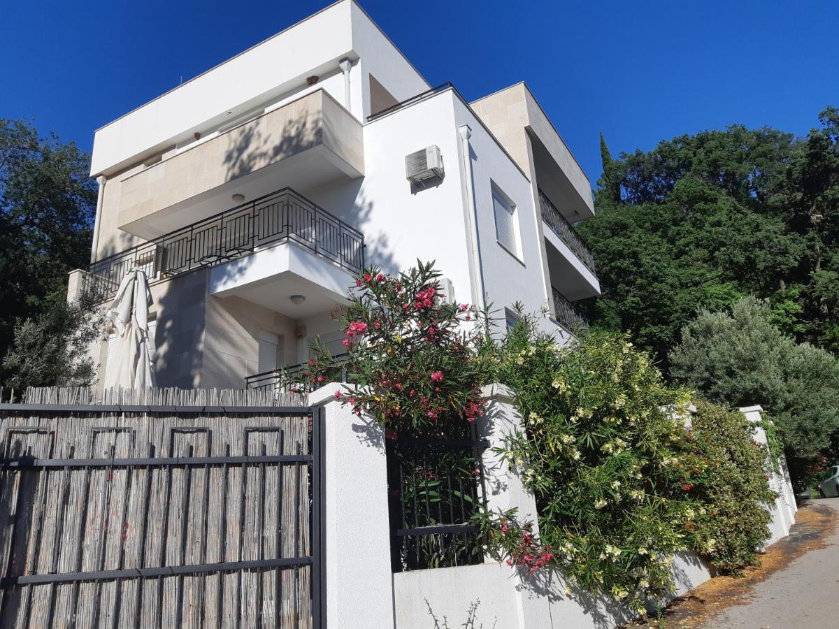 Apartments Villa Simonovic Petrovac Exterior photo