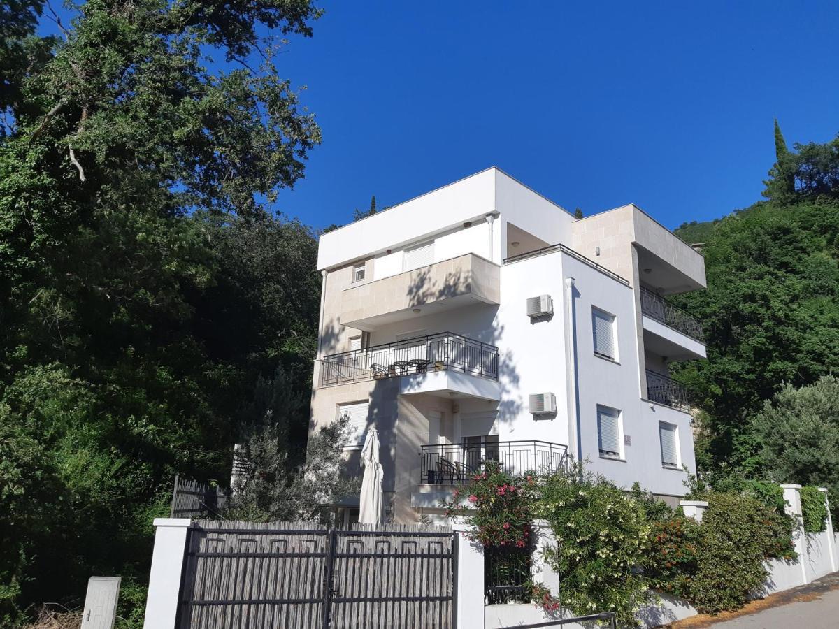 Apartments Villa Simonovic Petrovac Exterior photo