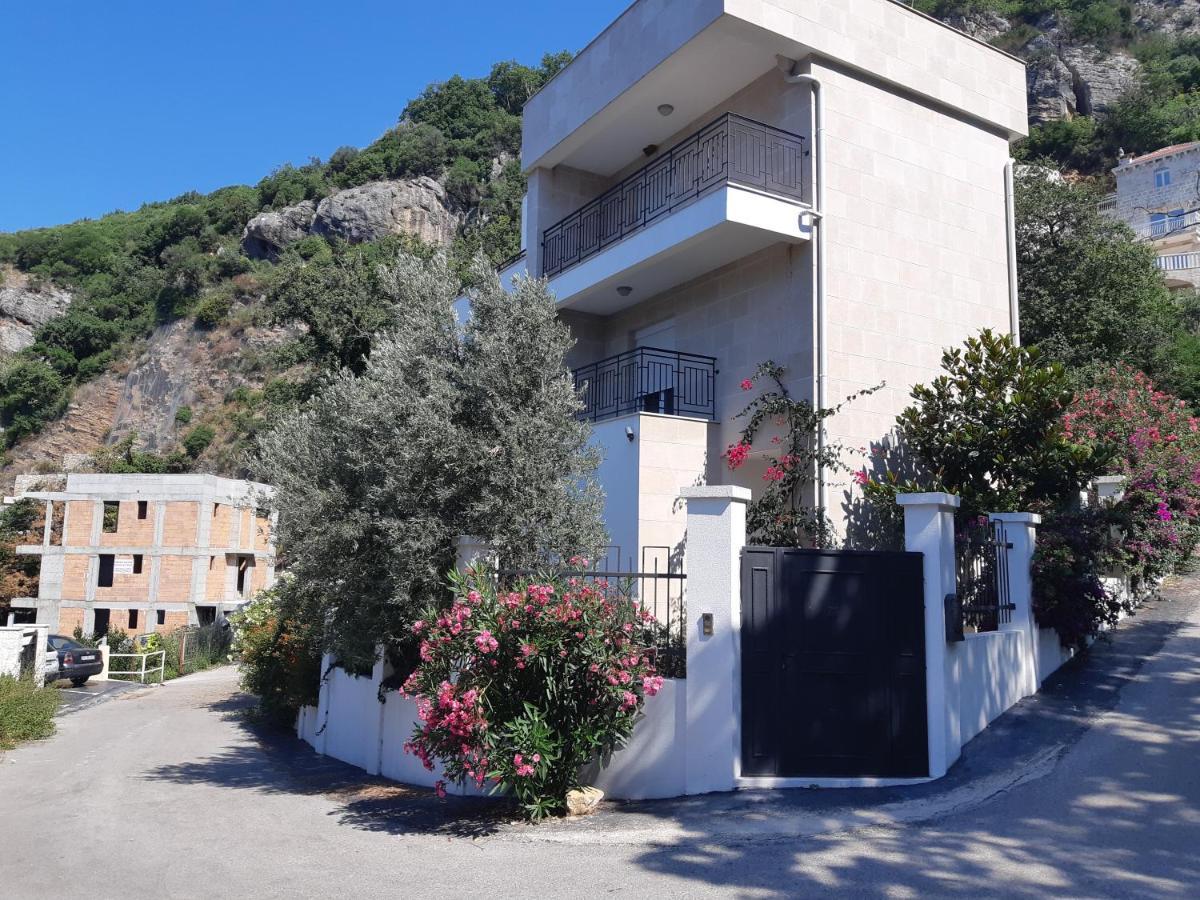 Apartments Villa Simonovic Petrovac Exterior photo