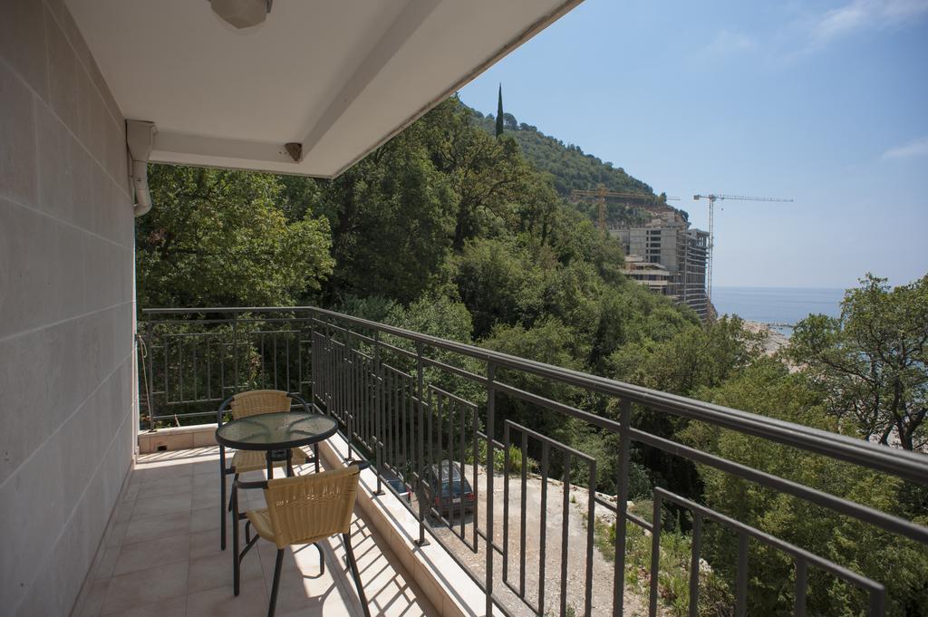 Apartments Villa Simonovic Petrovac Exterior photo