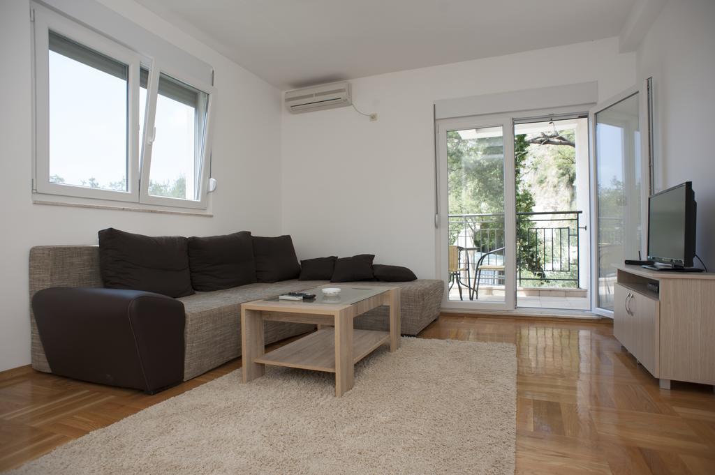 Apartments Villa Simonovic Petrovac Exterior photo